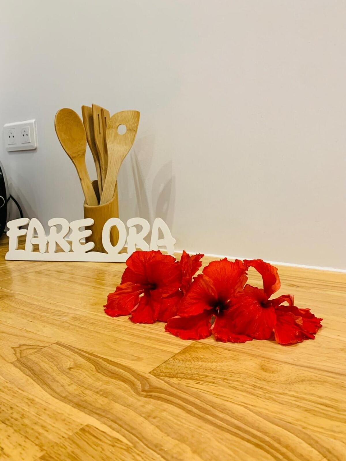 Fare Orahana Moorea Afareaitu ภายนอก รูปภาพ